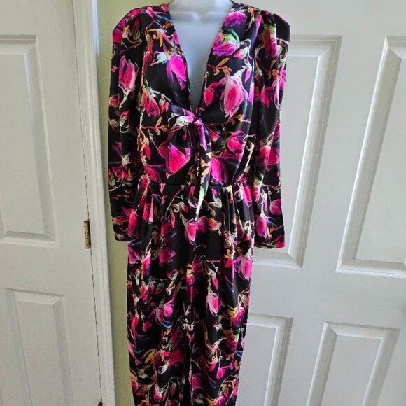 Delfi Collective Lindsay Floral Gown Size Small - Picture 2 of 13